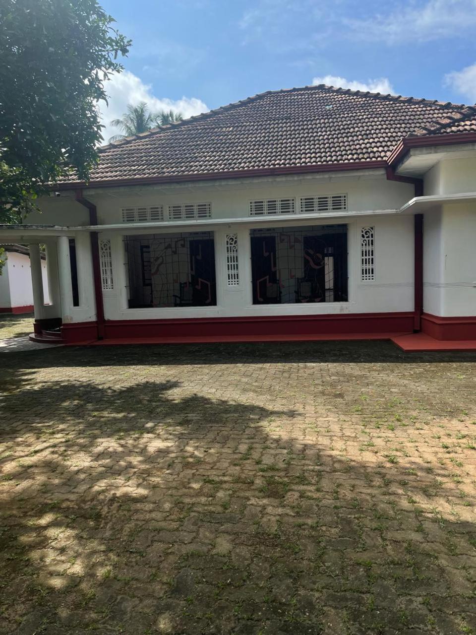 Aspire Leisure Home Ambalangoda  Bagian luar foto
