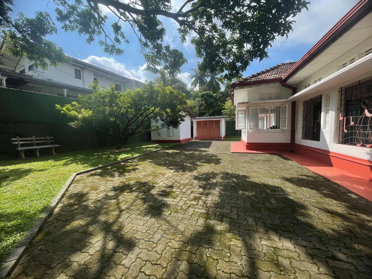 Aspire Leisure Home Ambalangoda  Bagian luar foto