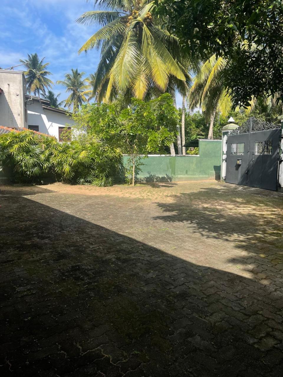 Aspire Leisure Home Ambalangoda  Bagian luar foto