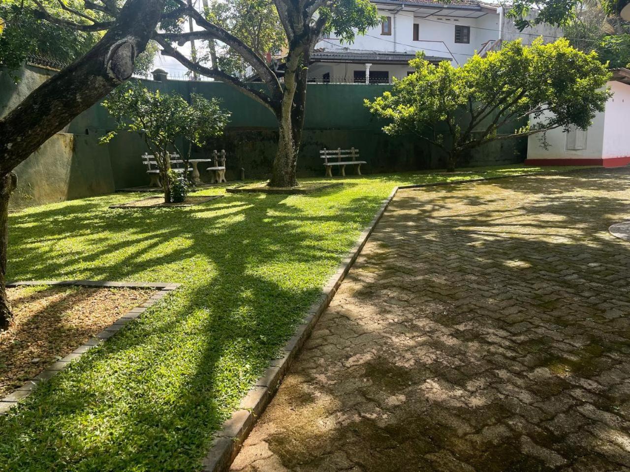 Aspire Leisure Home Ambalangoda  Bagian luar foto