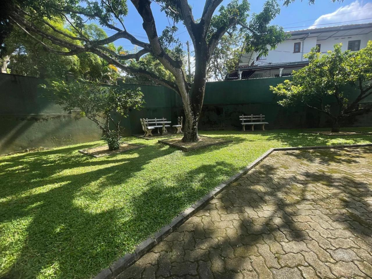 Aspire Leisure Home Ambalangoda  Bagian luar foto